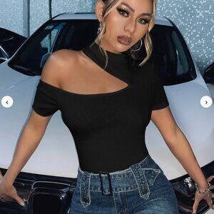 SHEIN ICON Ribbed Knit Cut Out Tee